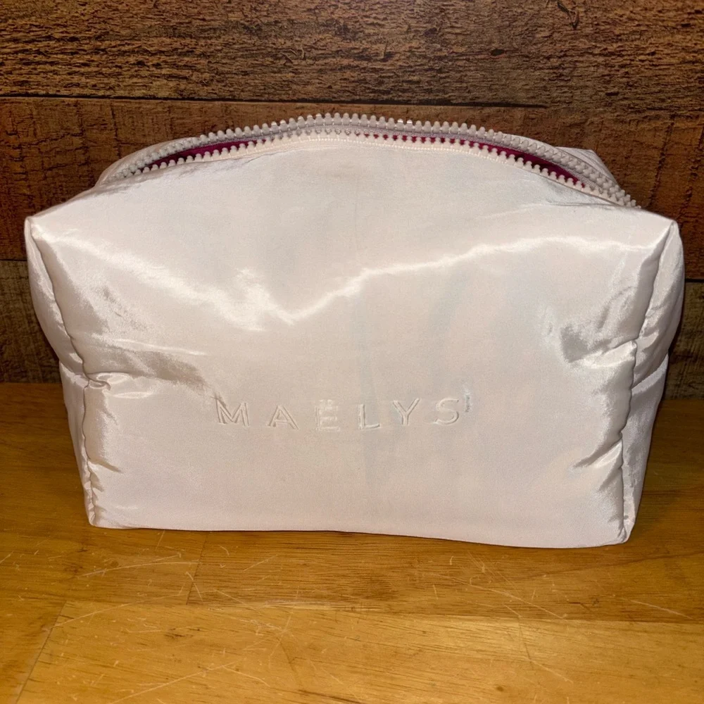 MAËLYS cosmetic travel bag